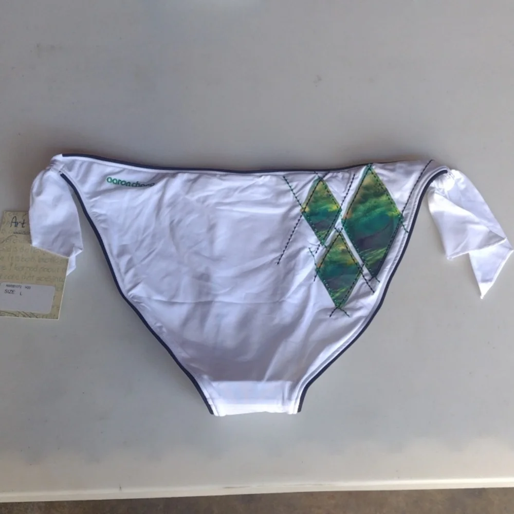 Aaron Chang - Picture 2 of 3